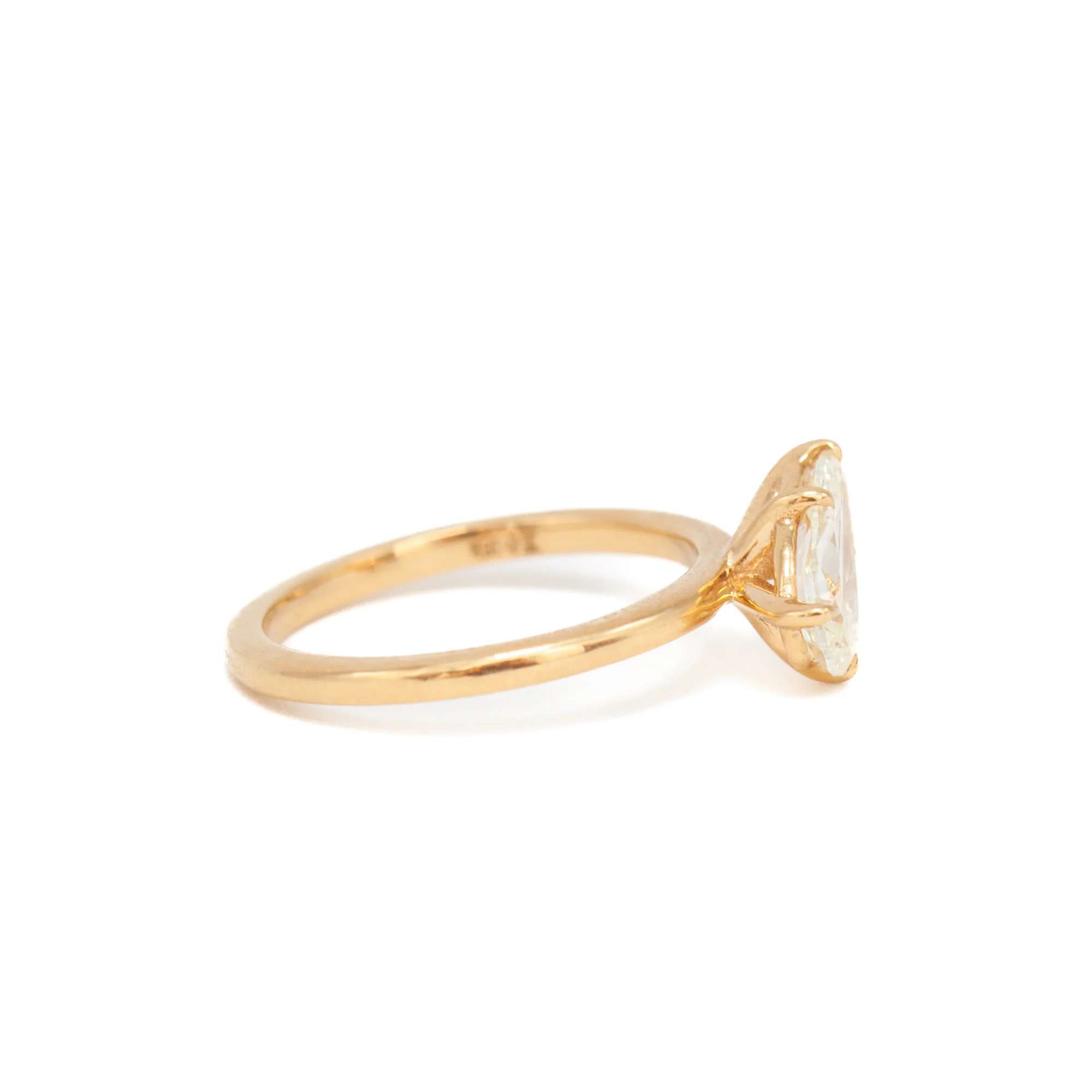 1.00 ct Tilted Pear Vault Five-Prong Solitaire - Image 5