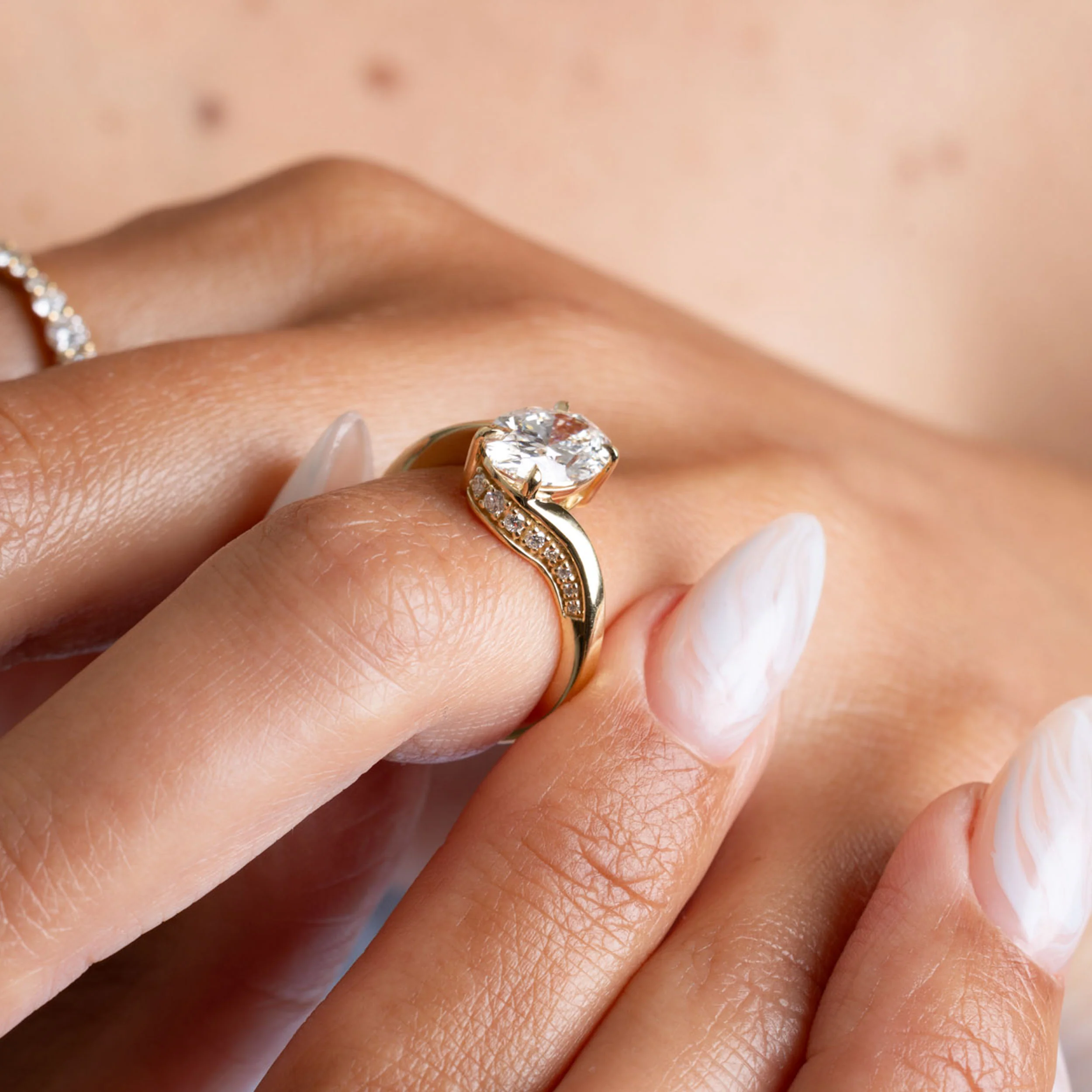 Cayan Oval Diamond Solitaire with Pavé - Image 2