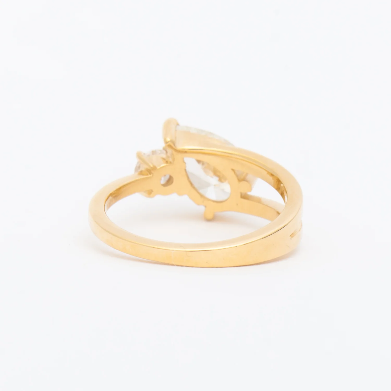2.07 ct Pear & Round Maisonette Ring - Image 4