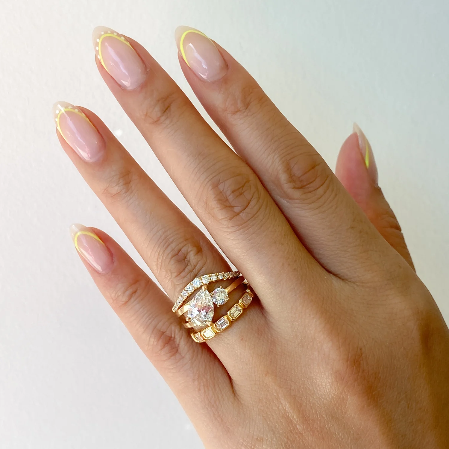 2.07 ct Pear & Round Maisonette Ring - Image 5