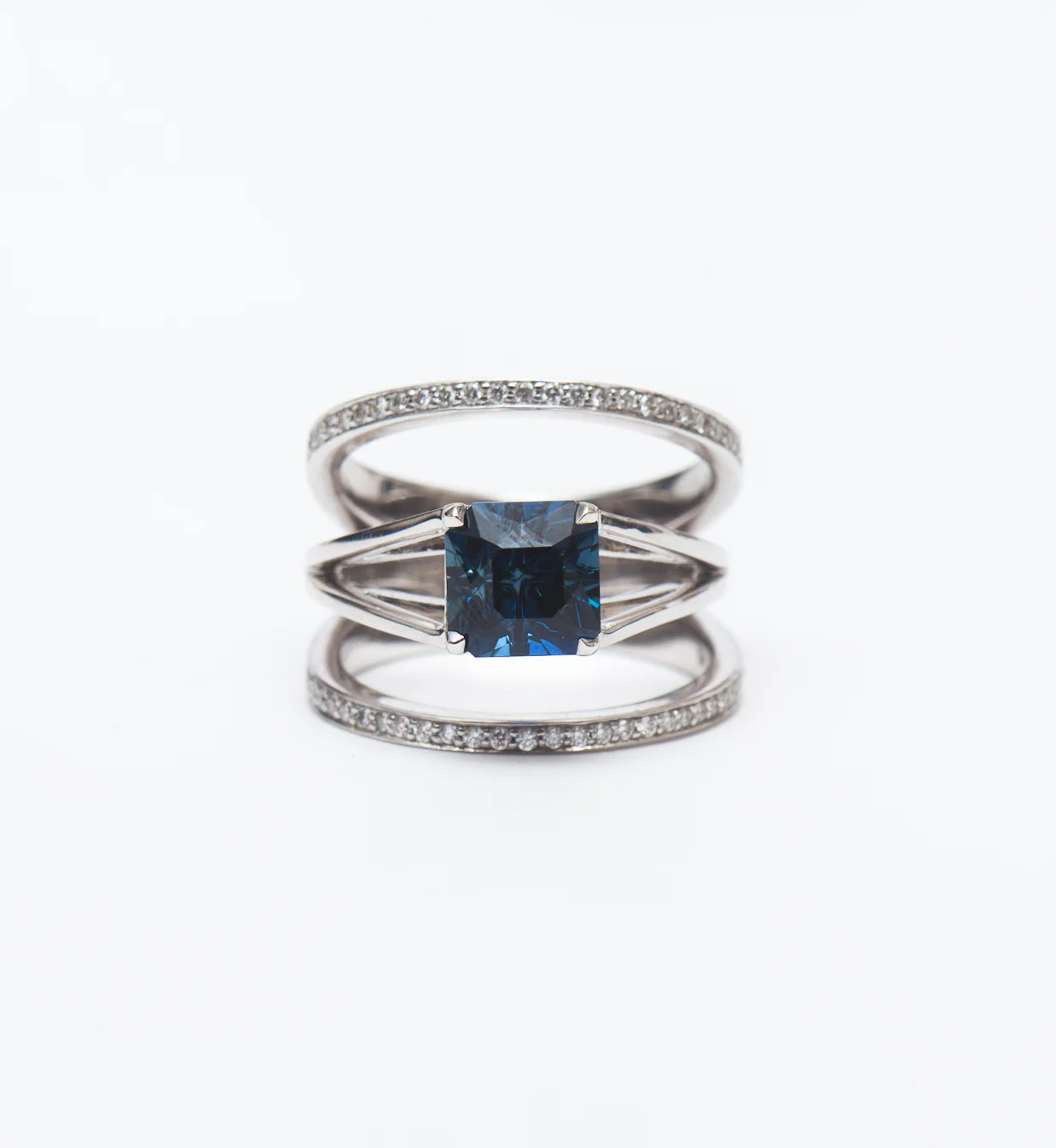 Nigerian Sapphire Centered & Acute Ring Set