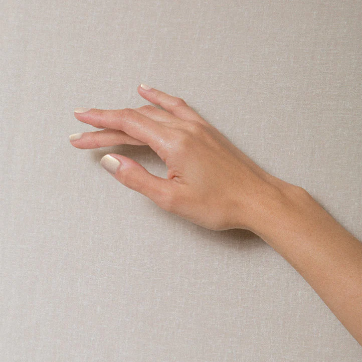 Akoya Nail Polish - Image 2