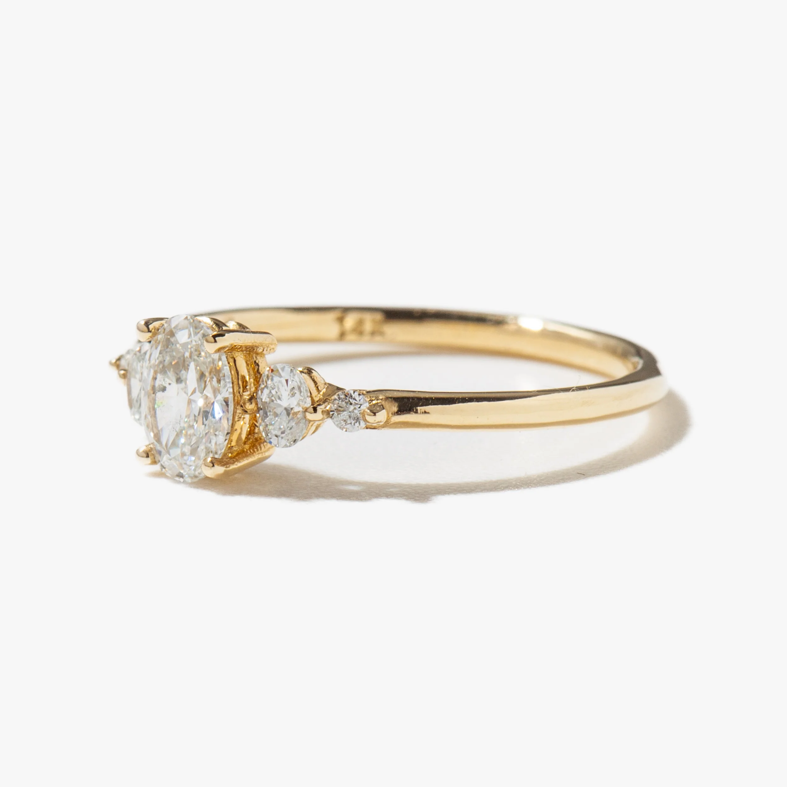 Diamond Oval Pebble Ring - Image 3