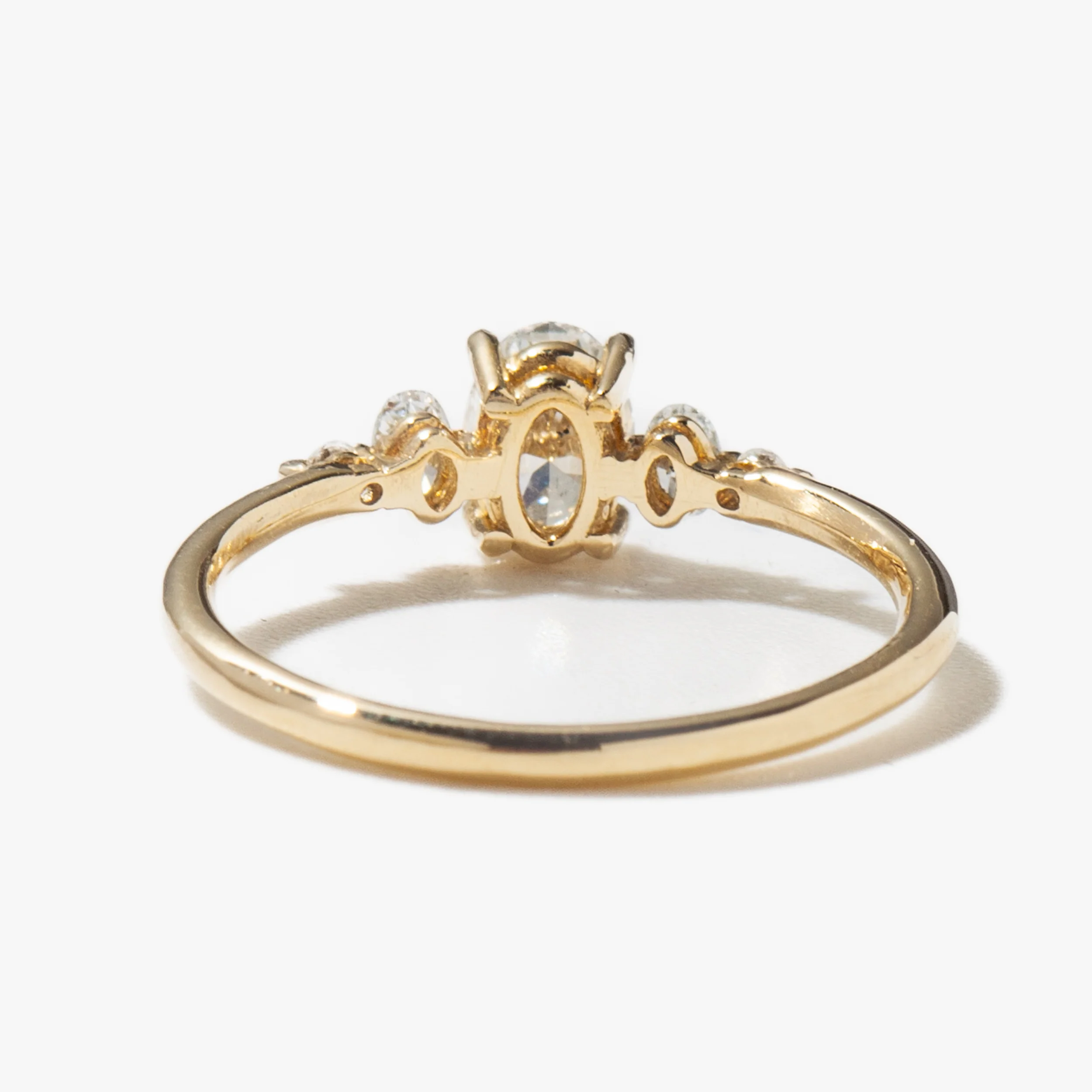 Diamond Oval Pebble Ring - Image 4