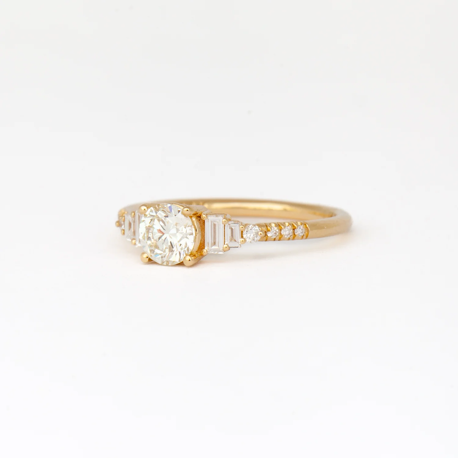 Diamond Scherzo Ring - Image 3