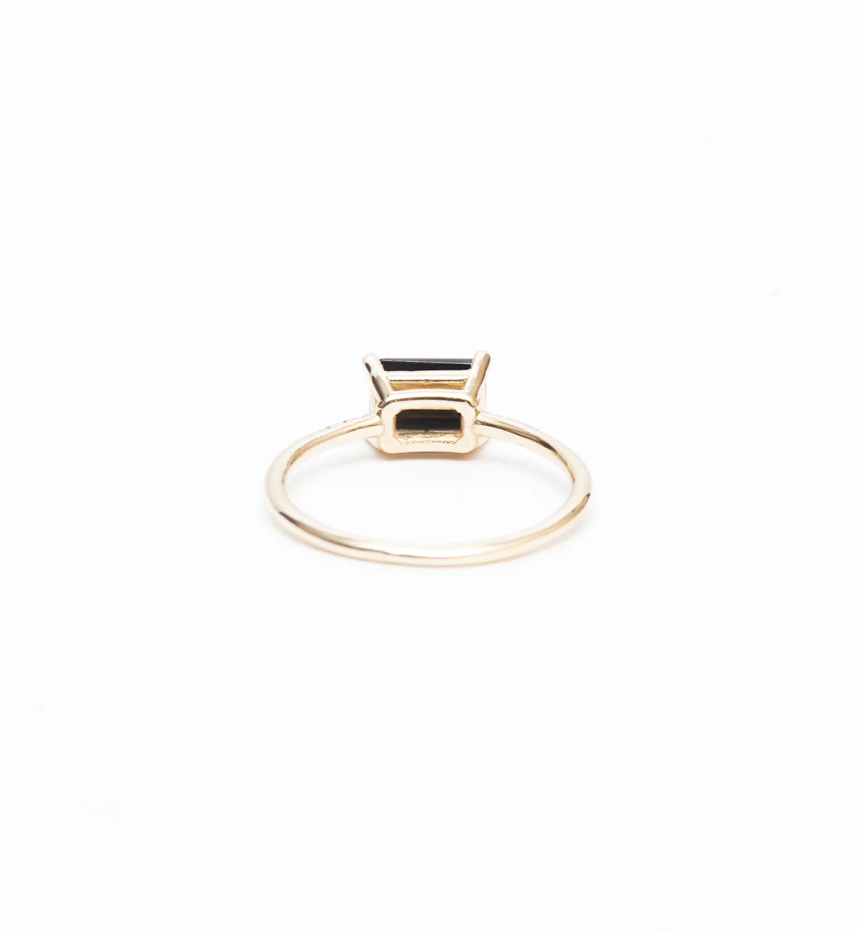 East West Onyx Equilibrium Ring - Image 4