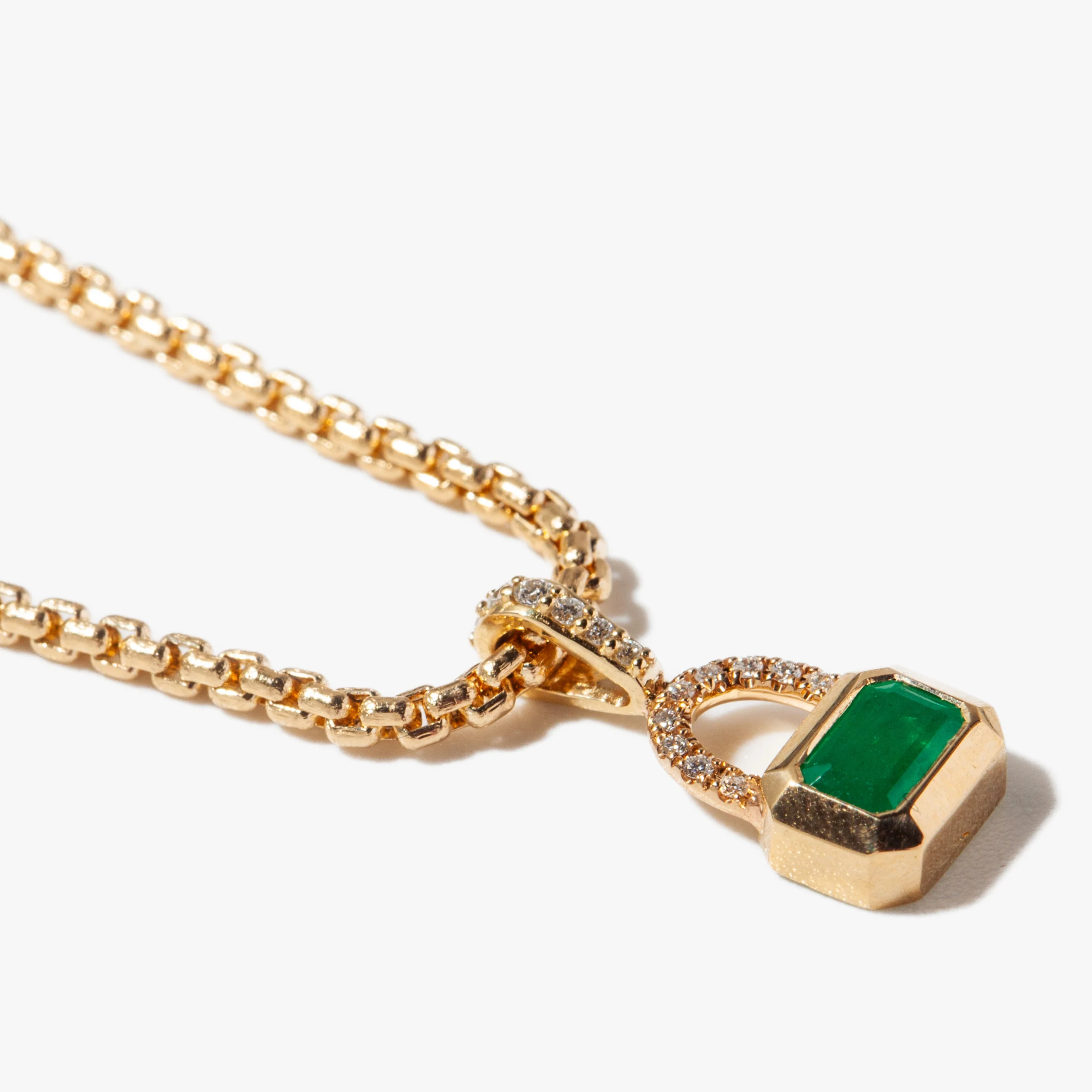Emerald Cut Emerald & Pavé Diamond Bail Box Chain Necklace - Image 3