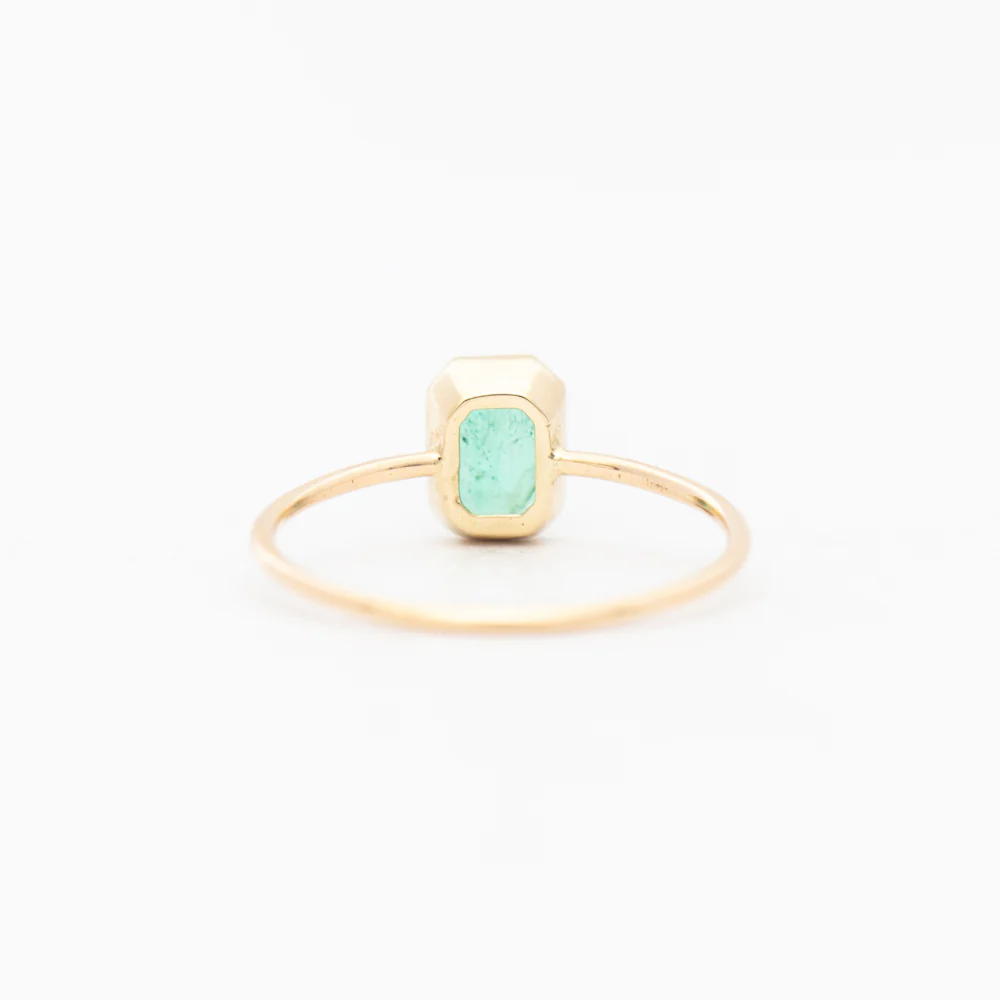 Emerald-Cut Green Emerald Wisp Ring - Image 3