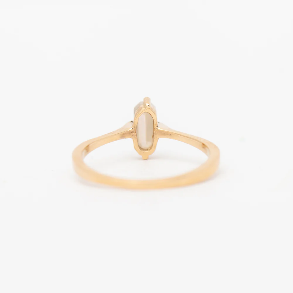 Mother-of-Pearl Emerald Ring - Image 4