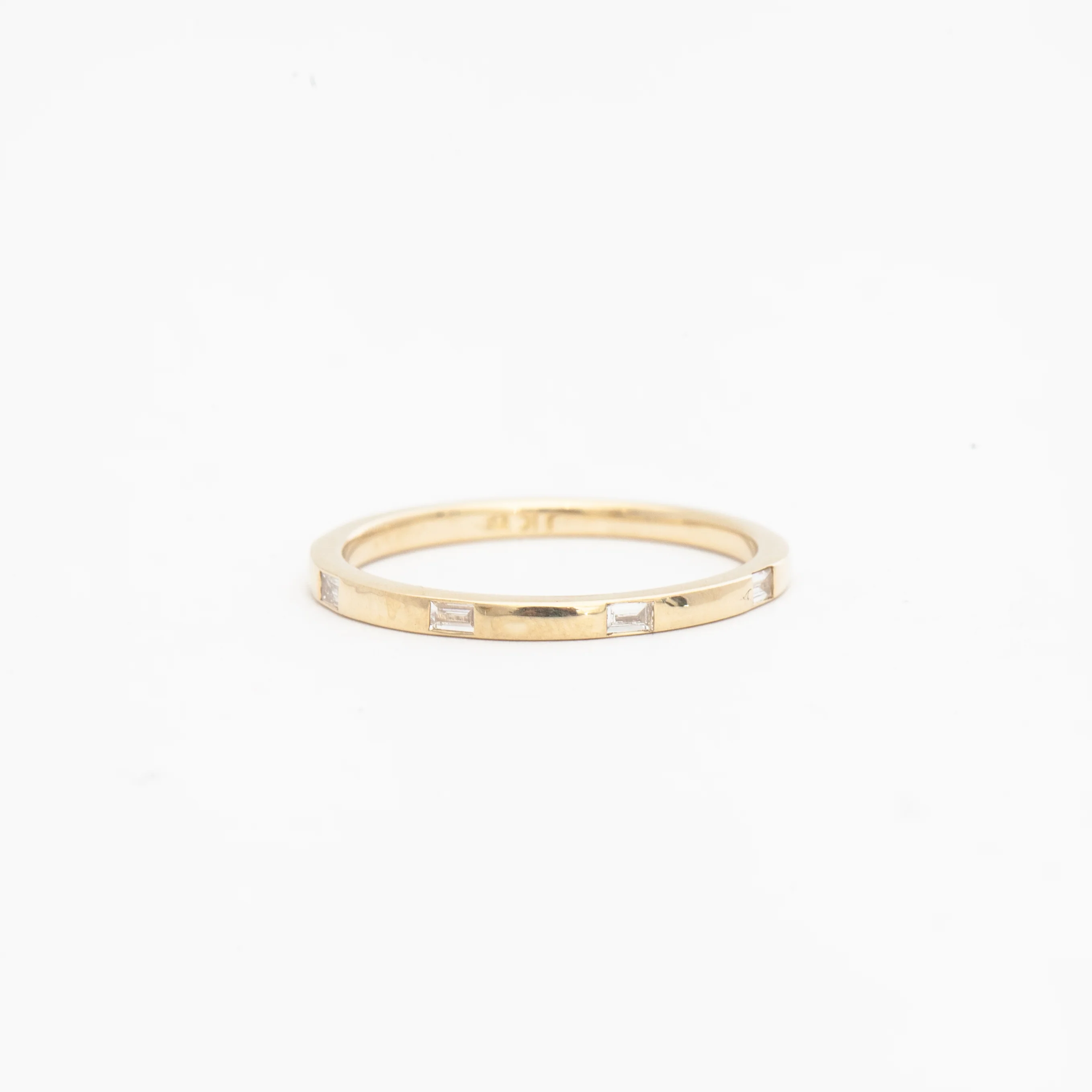 Eternal Baguette Dot Band