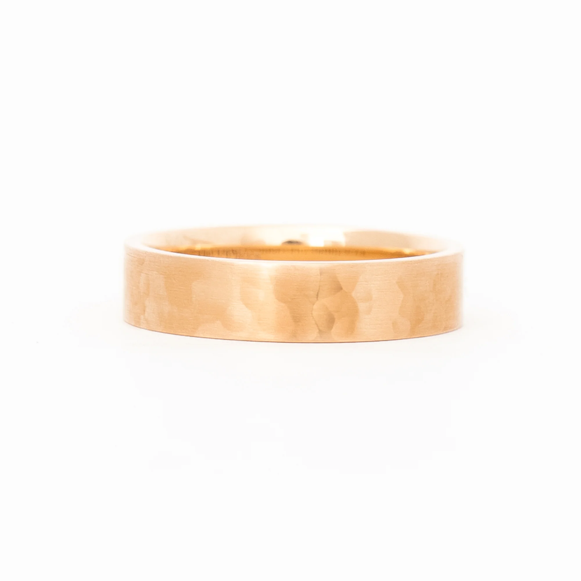 Finn 5mm Hammered Band - Image 5