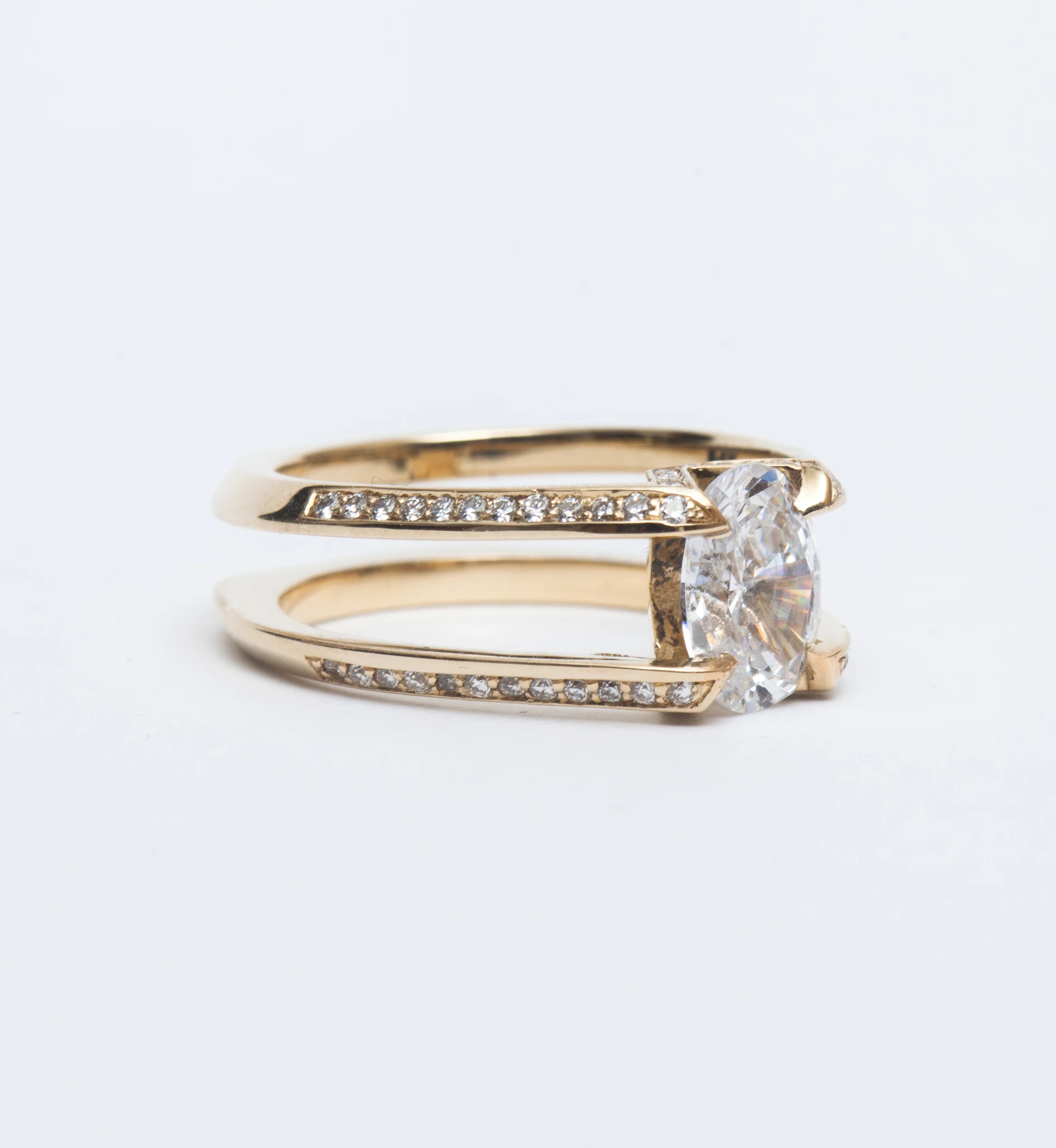 Futurist Ring - Image 2