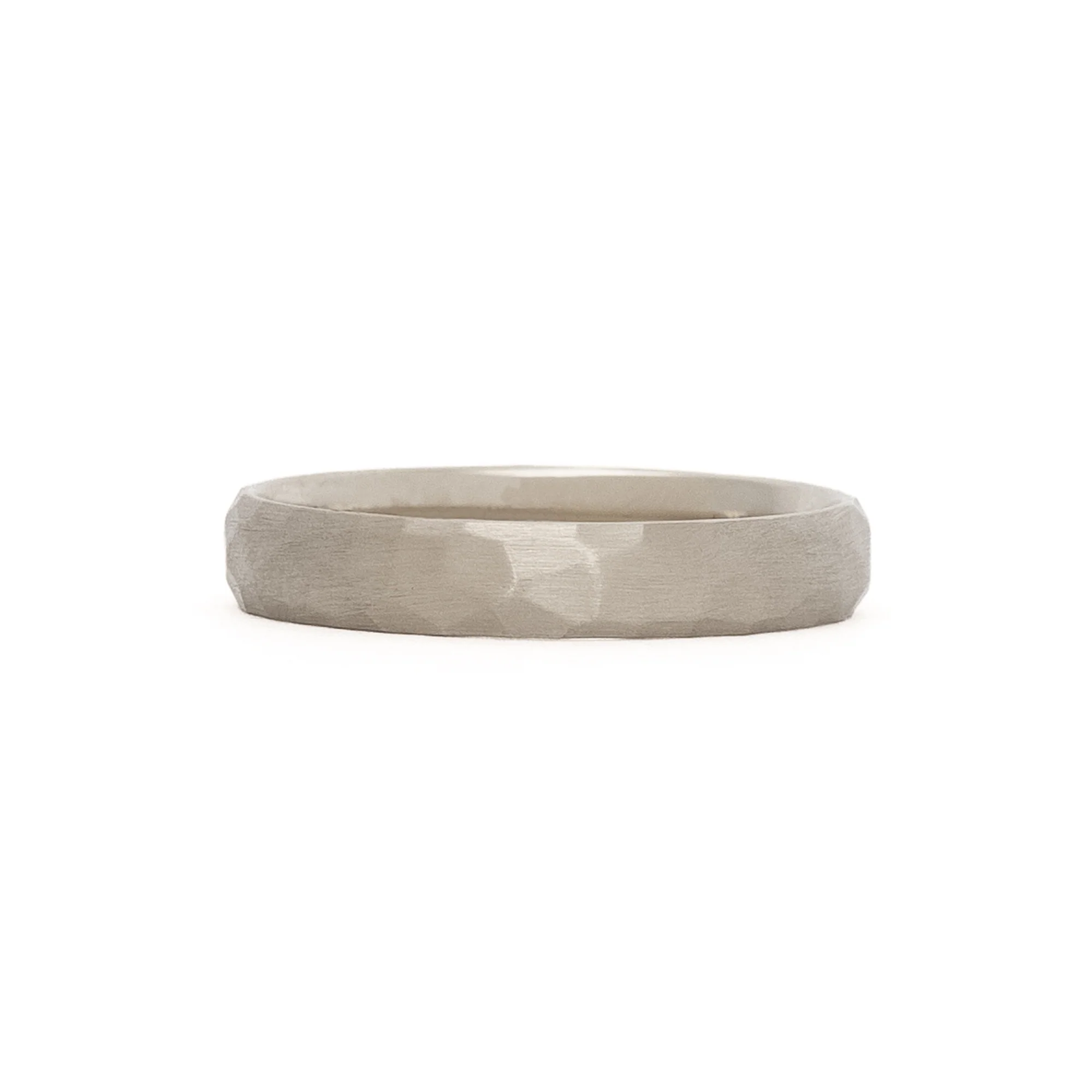 Herald 4mm Hammered Band - Image 4