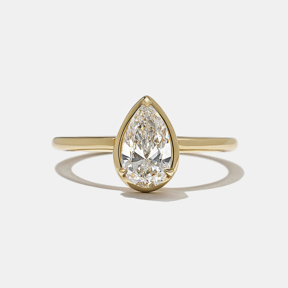 Jackson Pear Solitaire in Yellow Gold