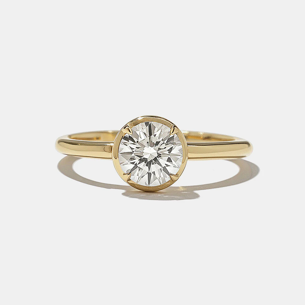 Jackson Round Solitaire in Yellow Gold