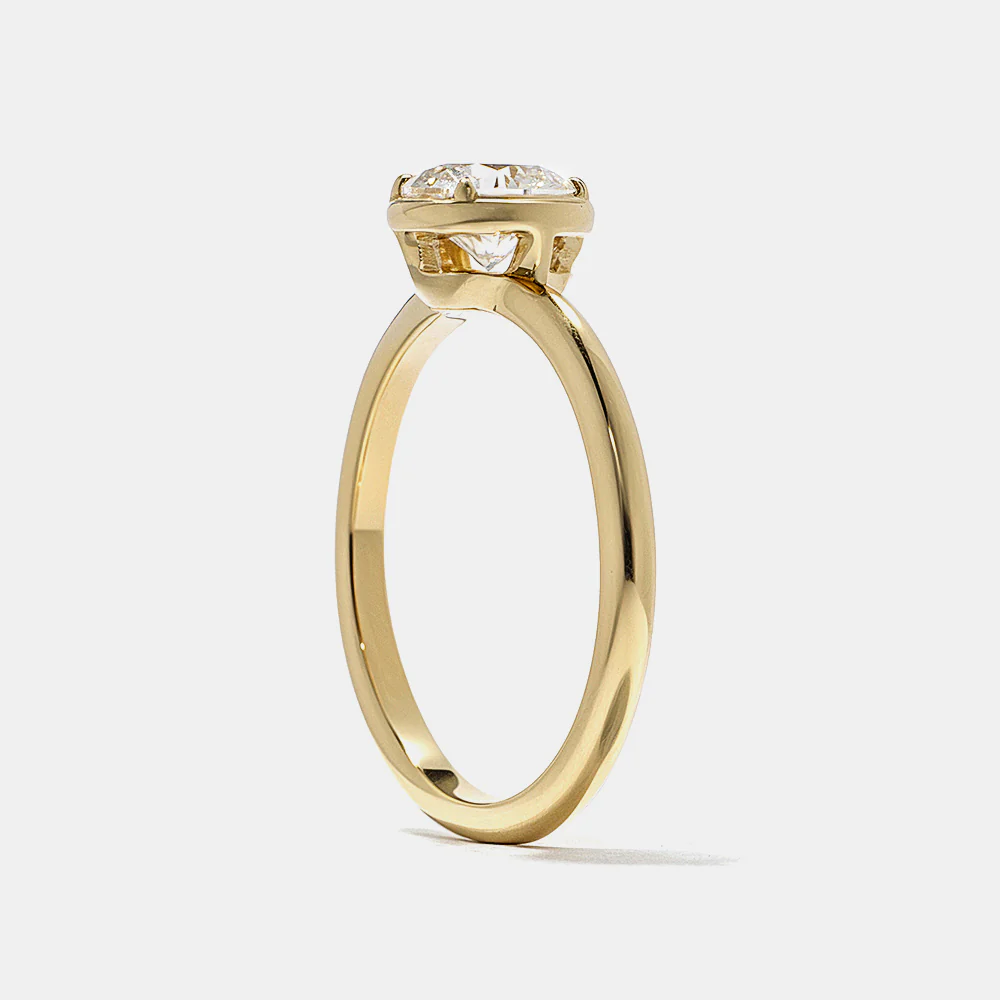 Jackson Round Solitaire in Yellow Gold - Image 6