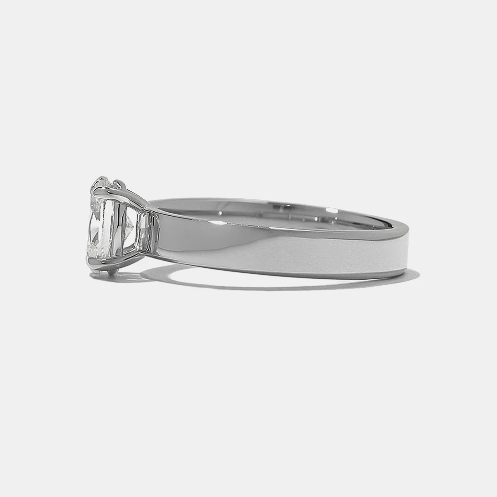 Laguna Oval Solitaire in Platinum - Image 4