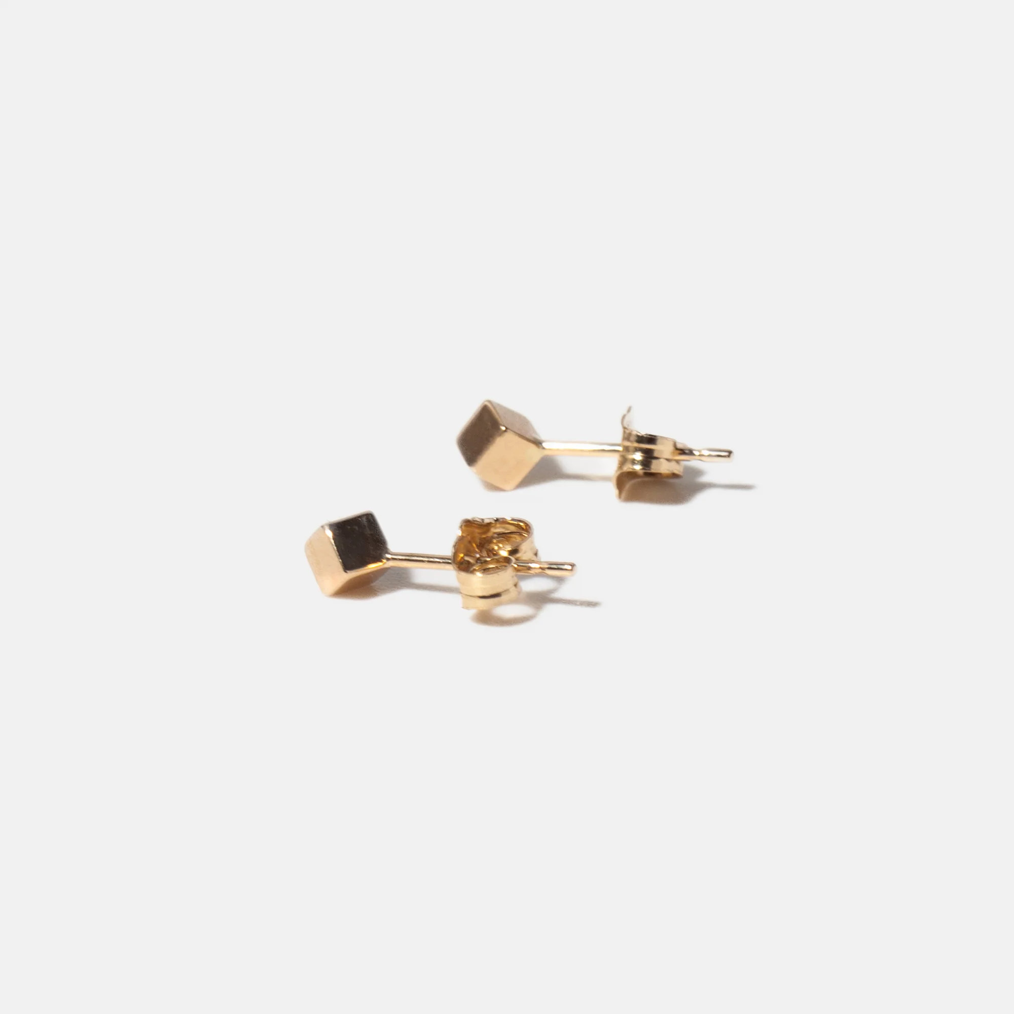 Large Kubas Studs - Image 3