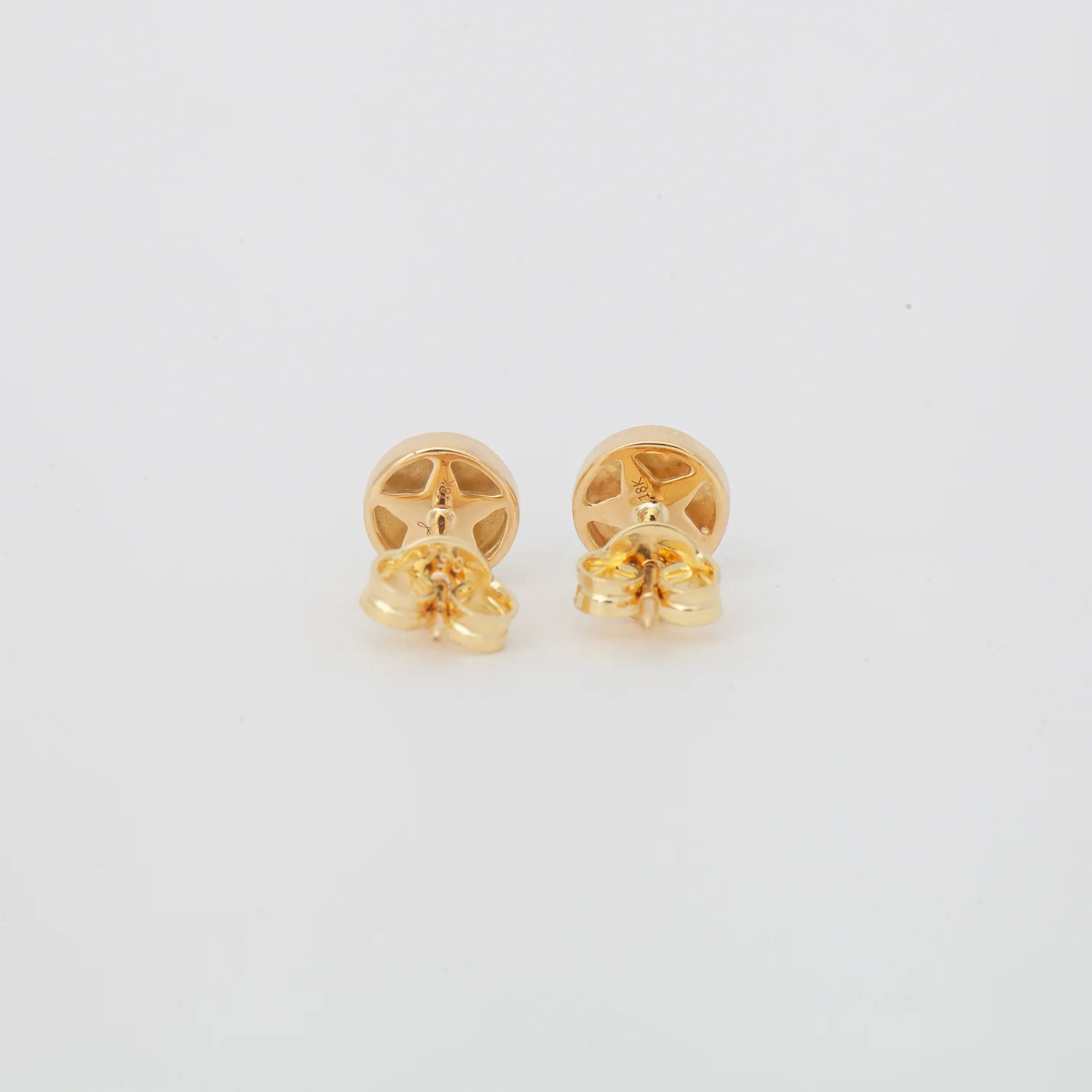 L'Imperatrice Star Studs - Image 4