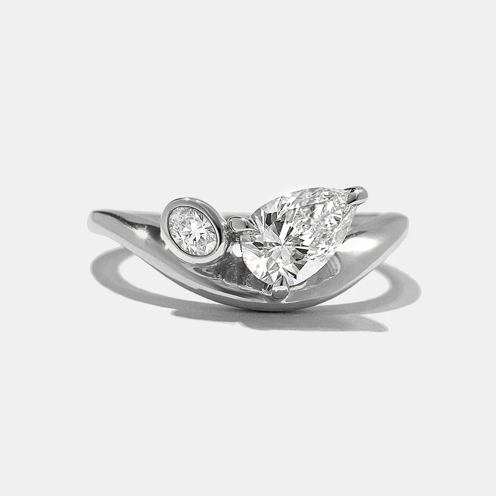 Marina Pear & Oval in Platinum
