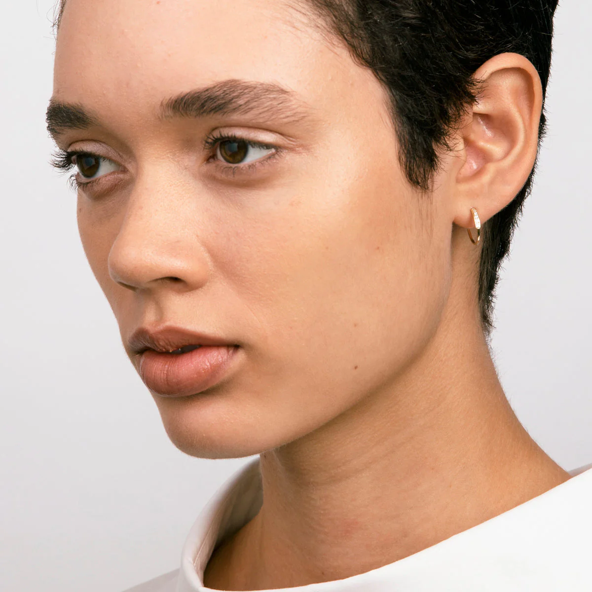 Medium Salo Hoops - Image 4