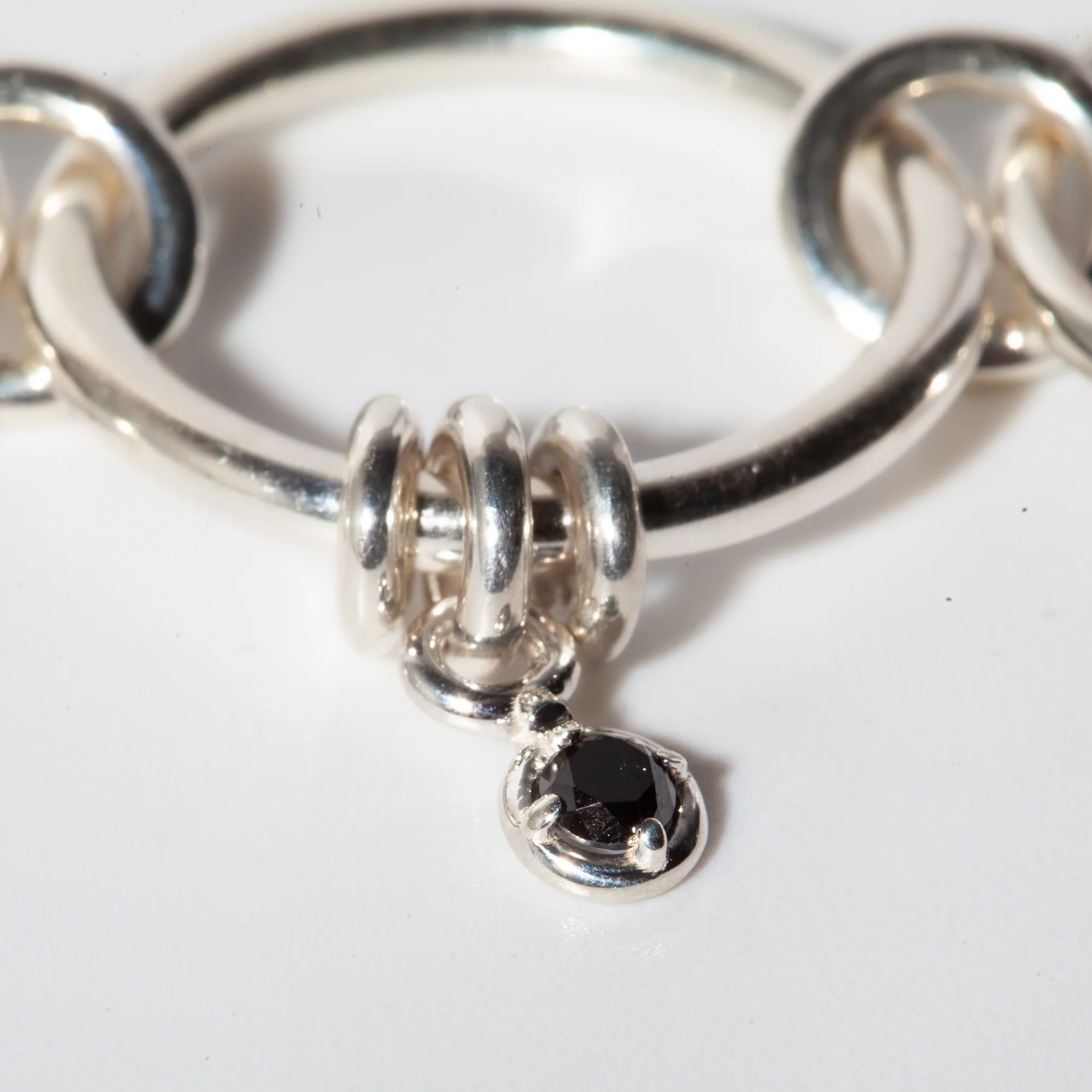 Piera Silver Noir Ring - Image 4