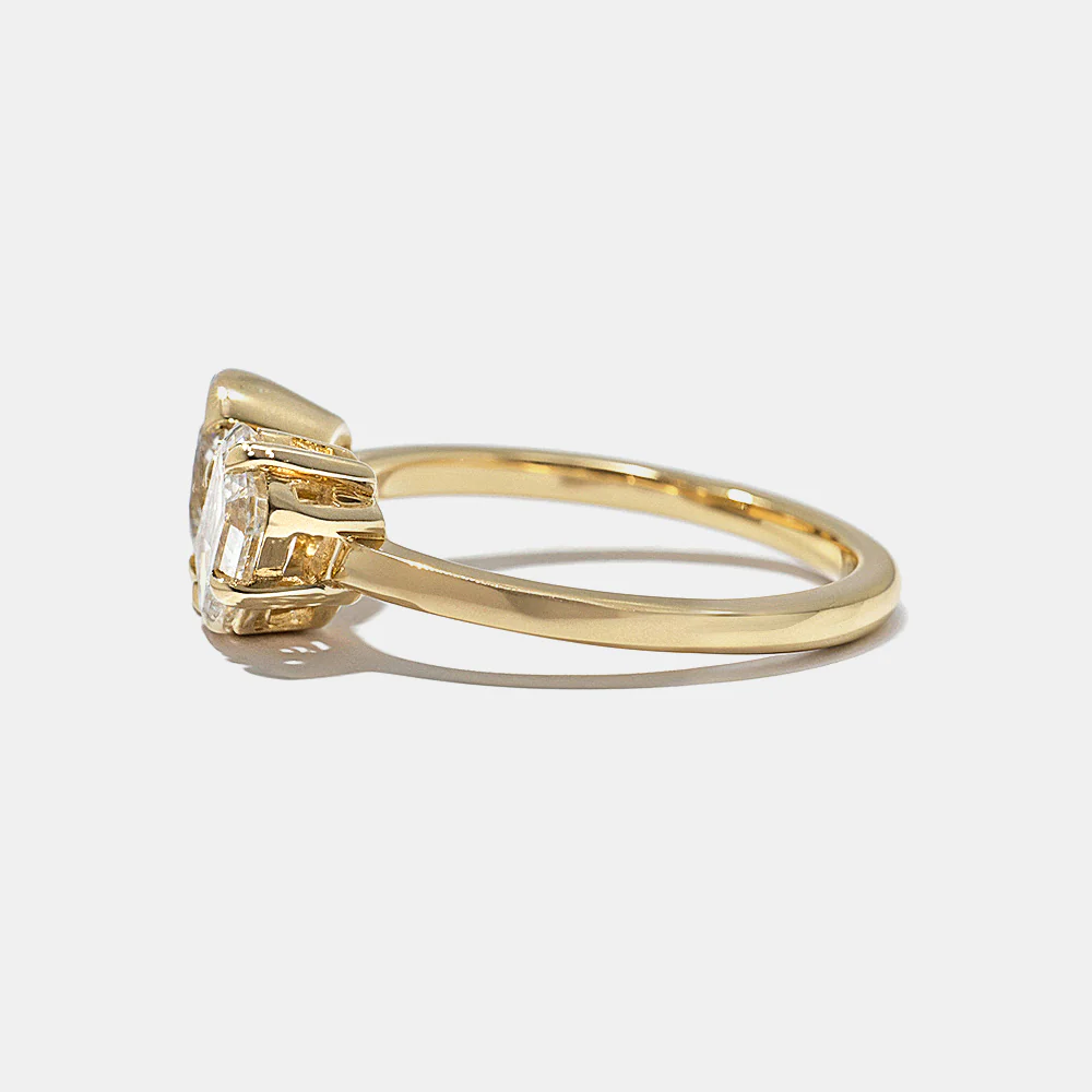 Polk Round and Emerald-Cut in Yellow Gold - Image 4