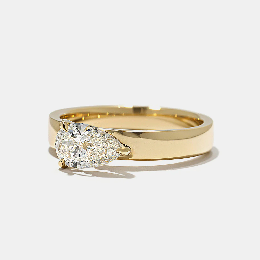 Presidio Pear Solitaire in Yellow Gold - Image 3