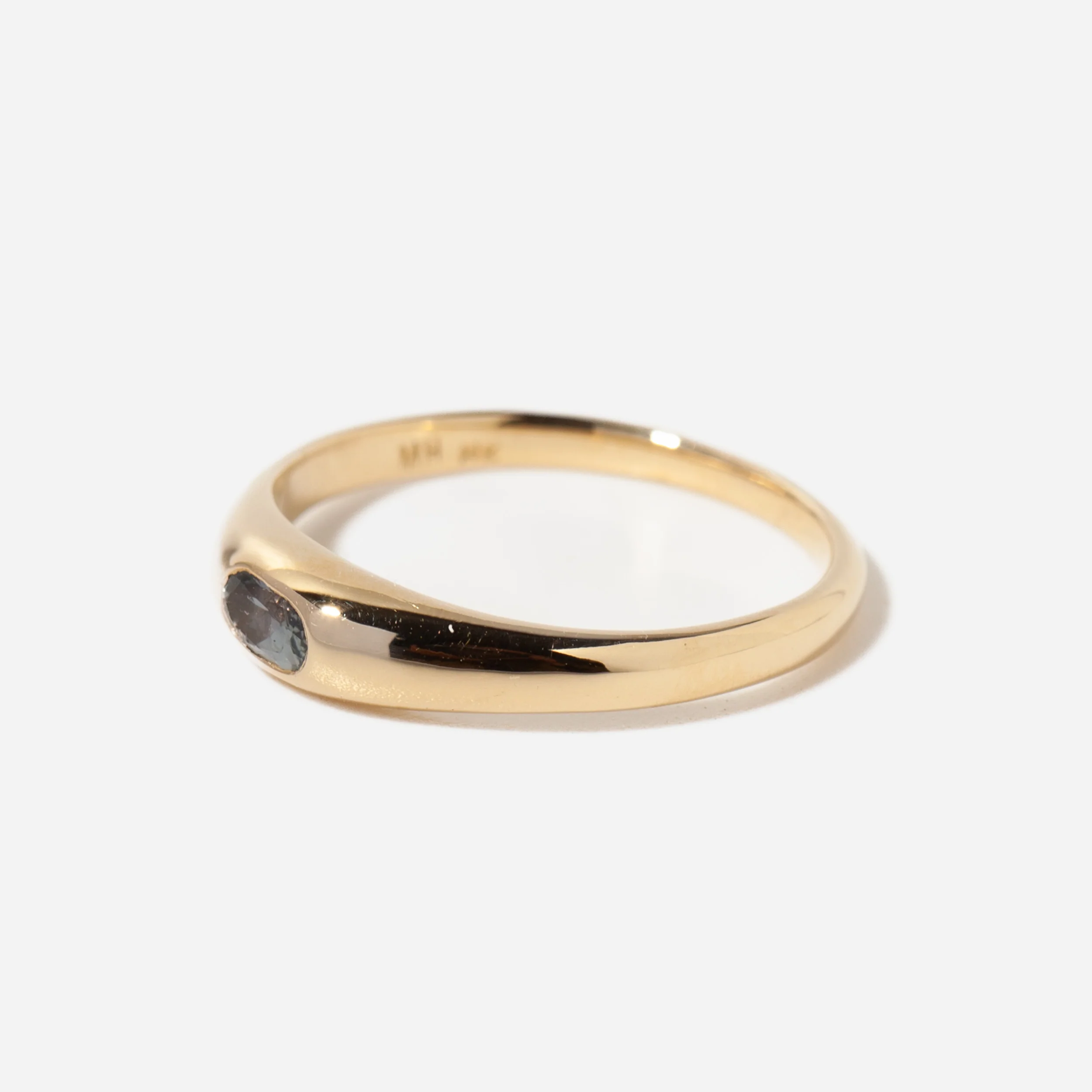 Purple Montana Sapphire Petite Risa Ring - Image 3