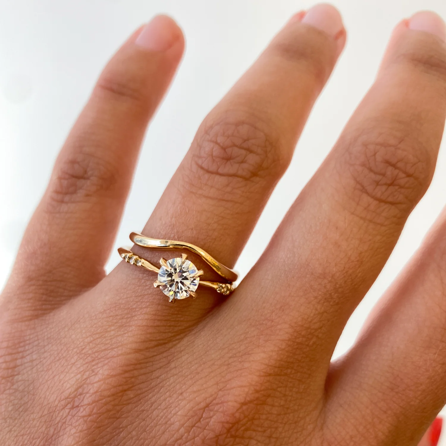 Round Brilliant Ilona Ring - Image 10