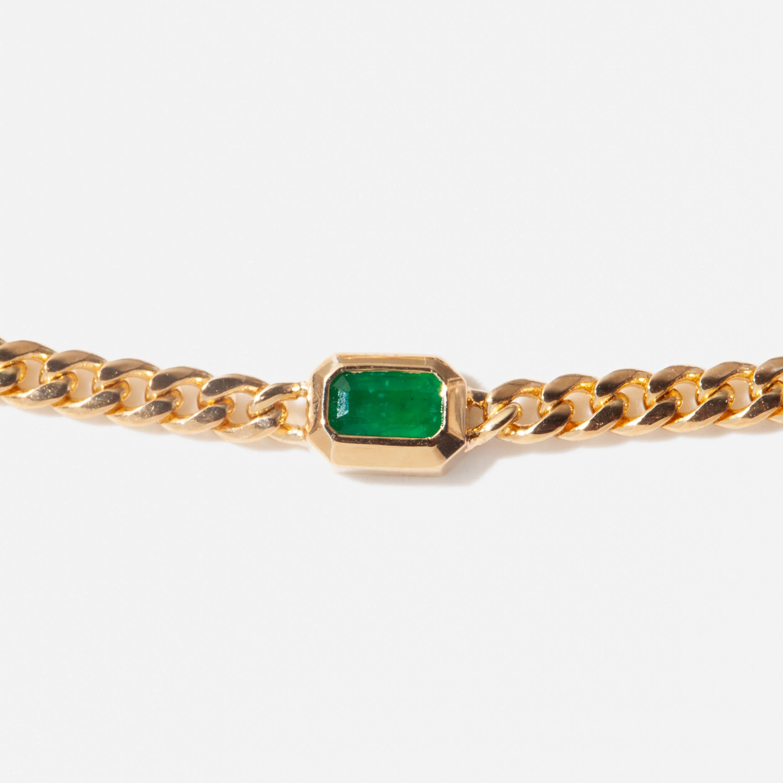 Small Curb Chain Emerald Cut Emerald Bezel Bracelet - Image 3