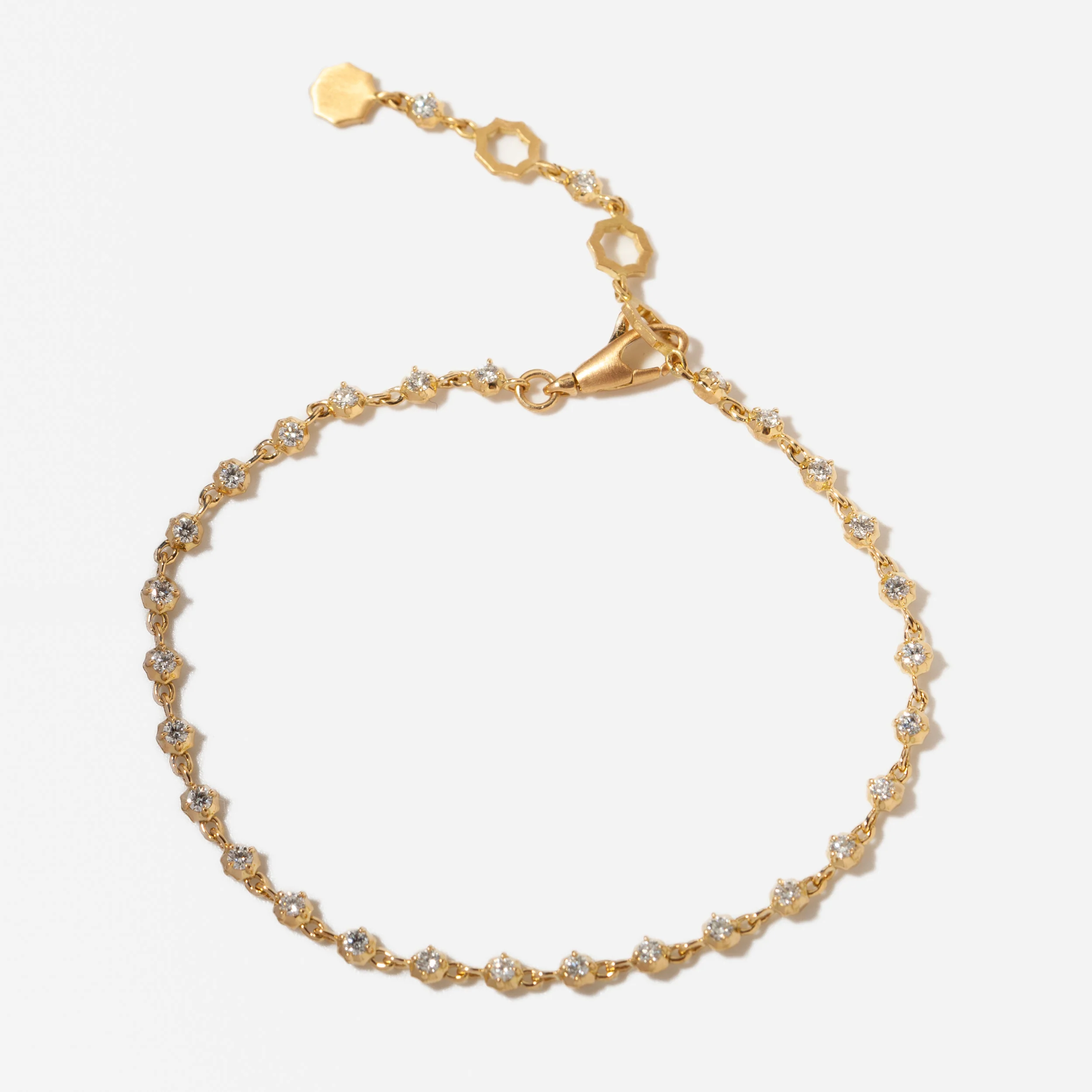 Small Sophisticate Line Bracelet