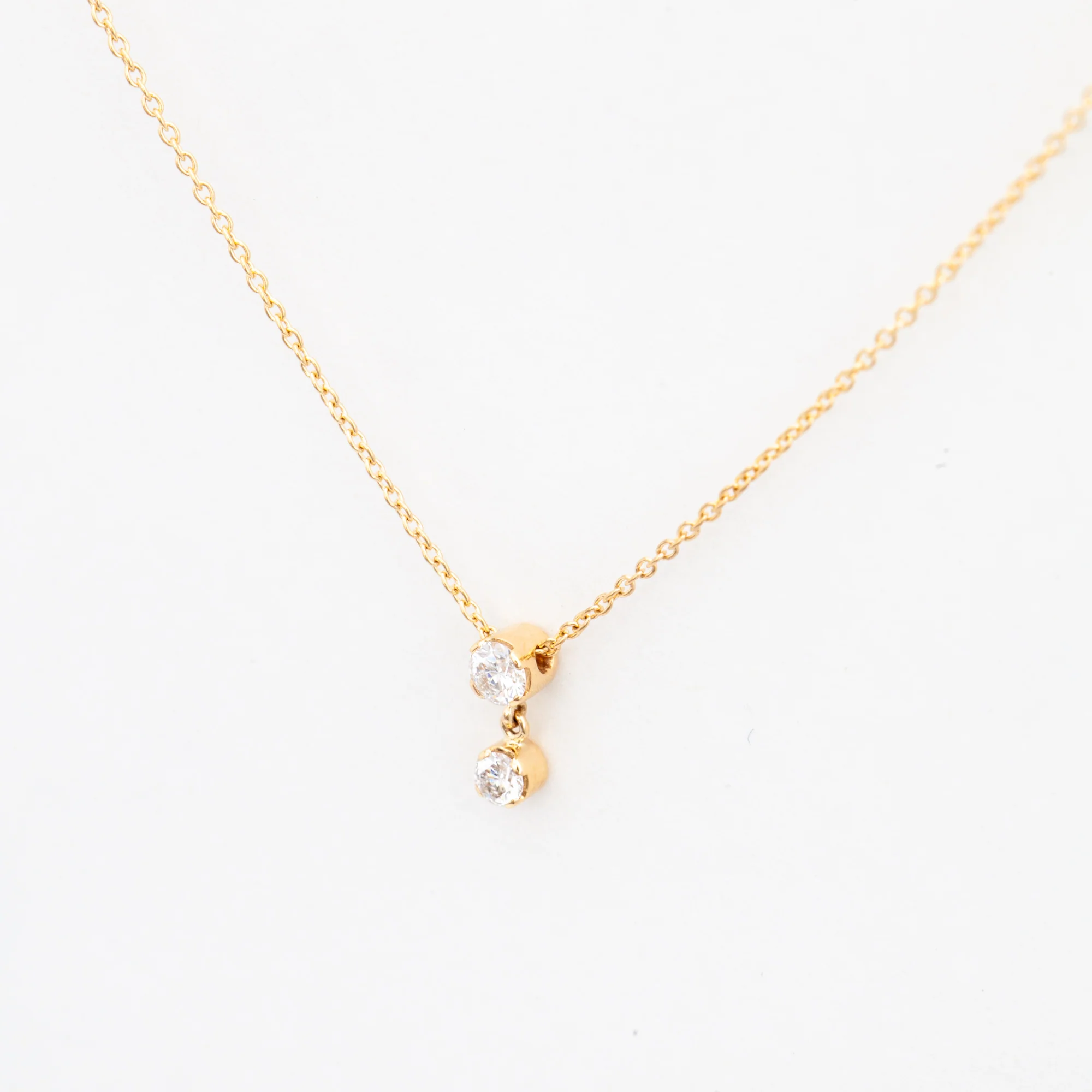 Venus Simple Necklace - Image 4