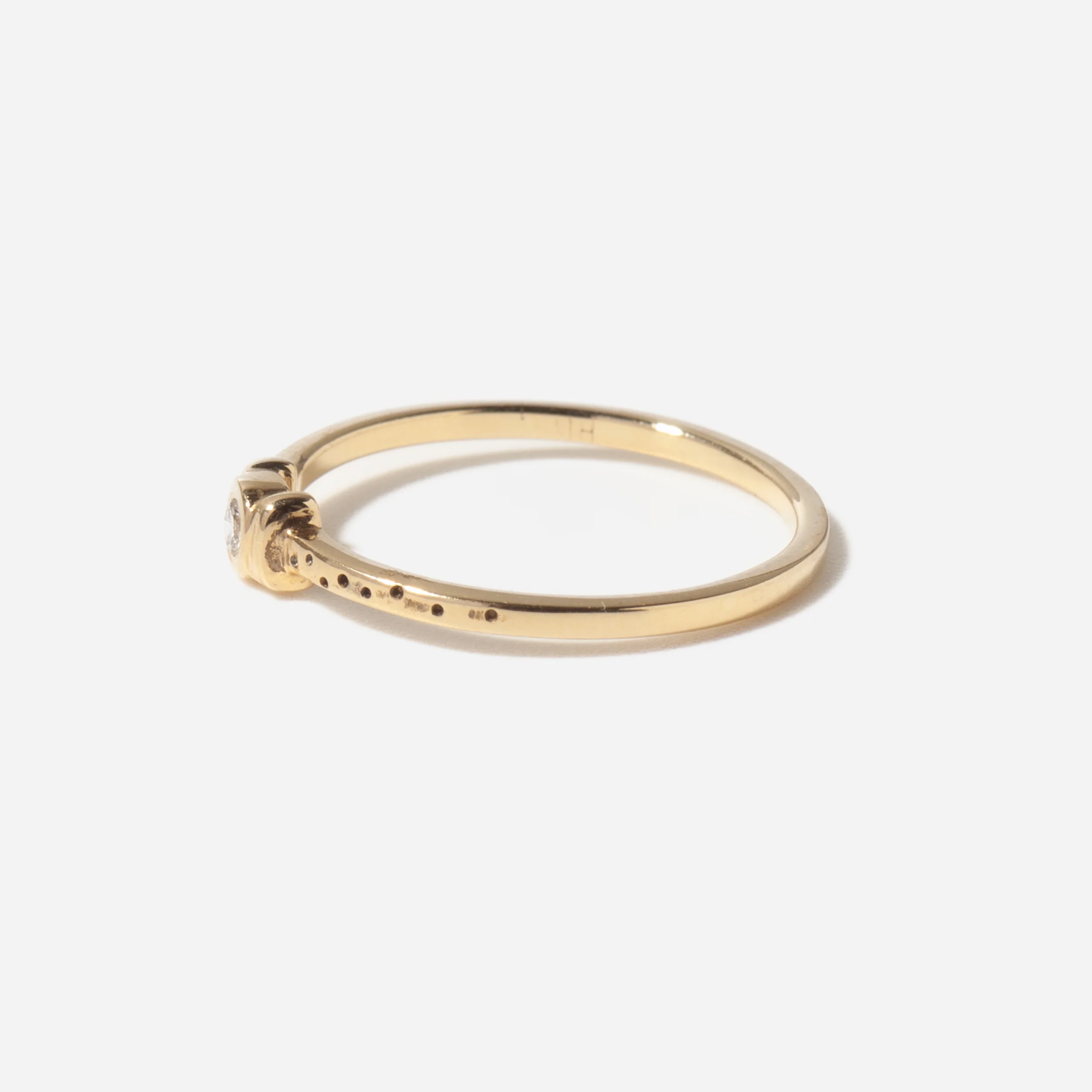White Diamond Catori Ring - Image 3