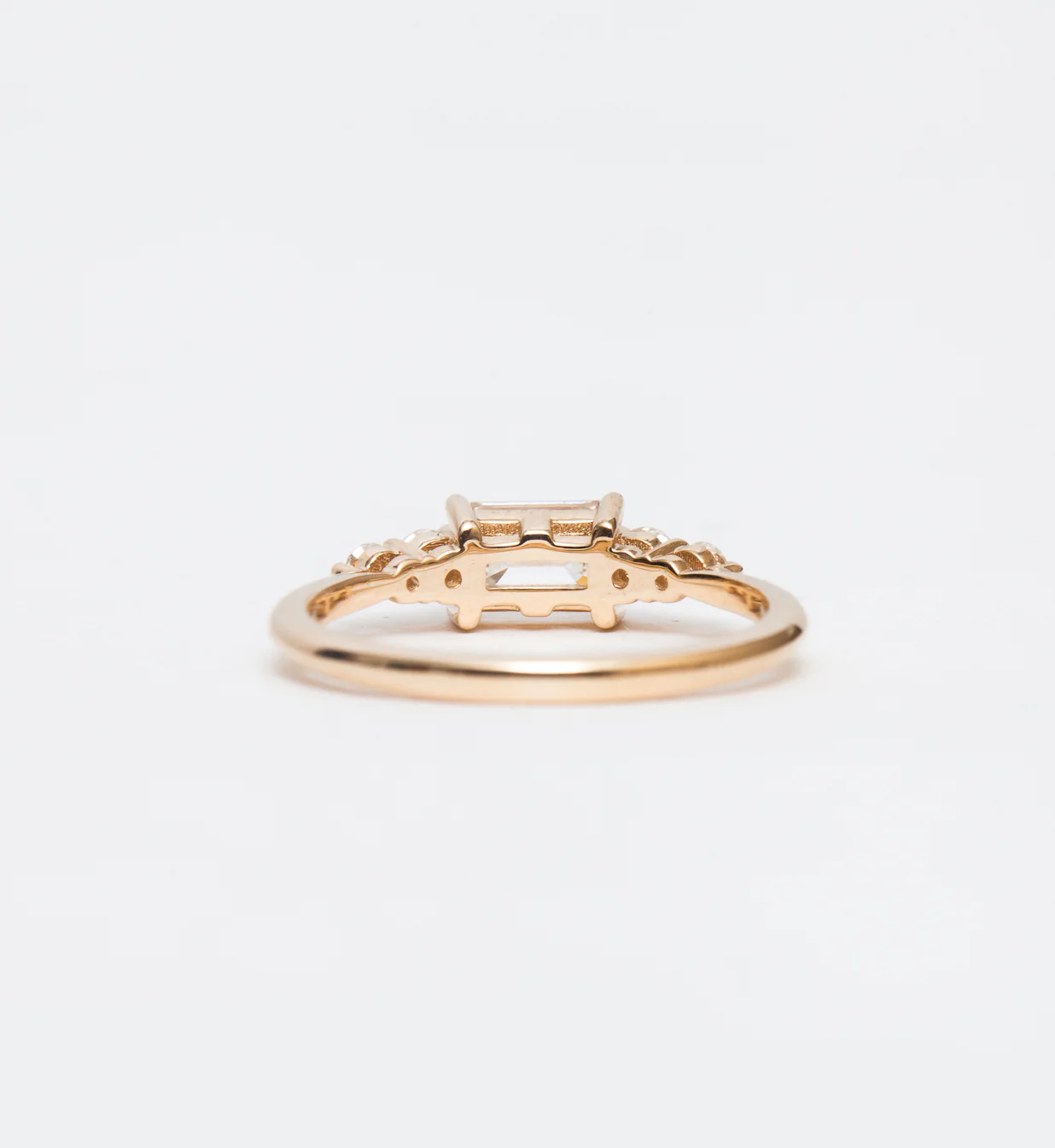 White Diamond Five Stone Bea Ring - Image 3