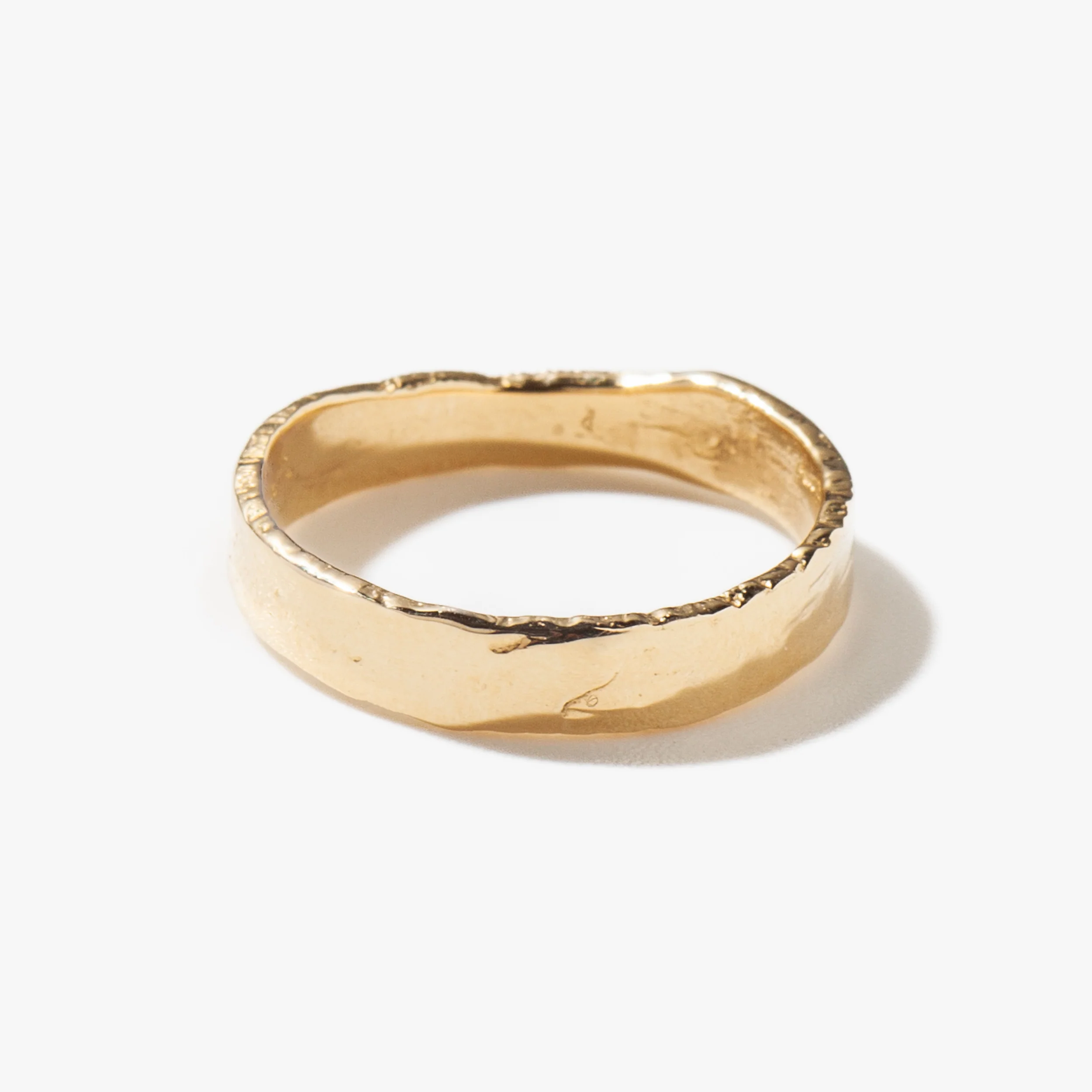 White Diamond Trail 4mm Ring - Image 5