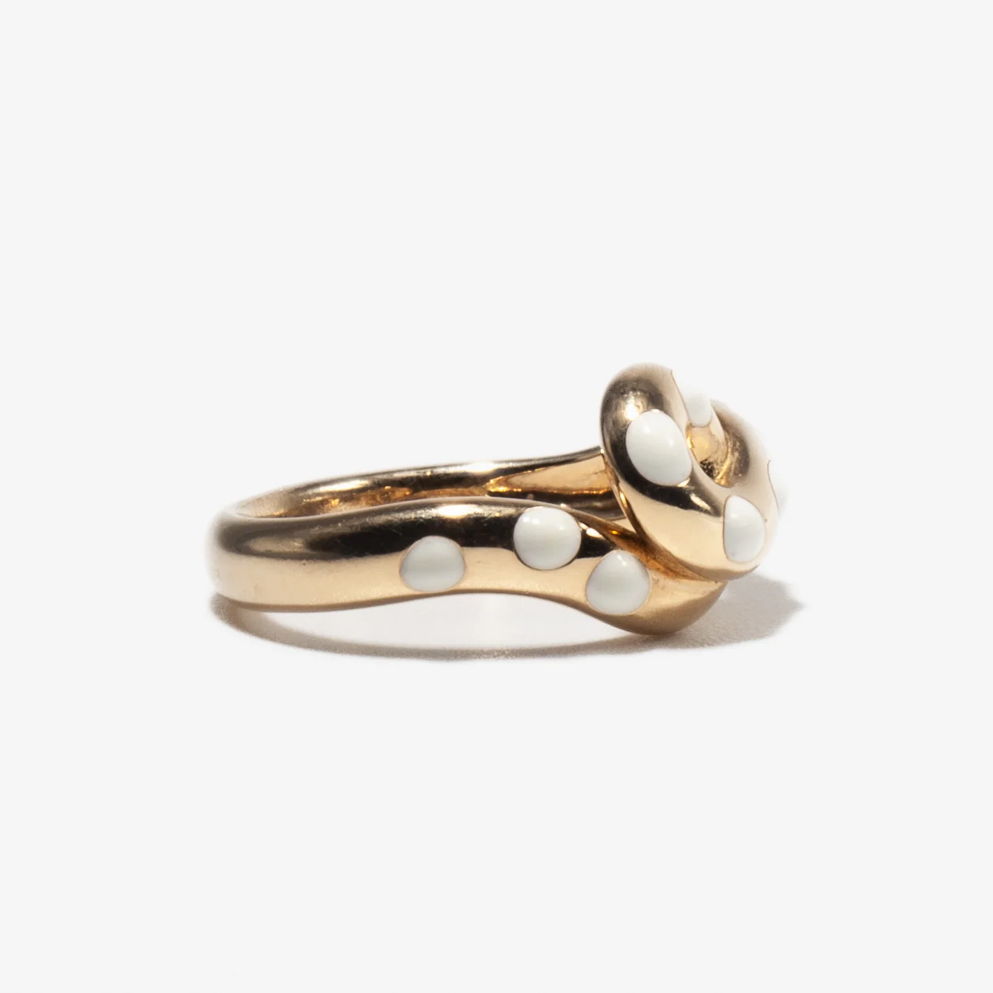 White Enamel Chunky Wave Ring - Image 5